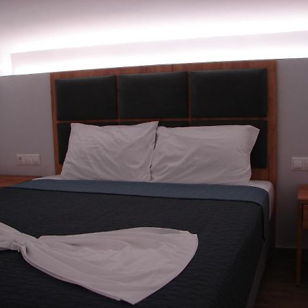 Four Reasons Apart otel Paralía Dış mekan fotoğraf