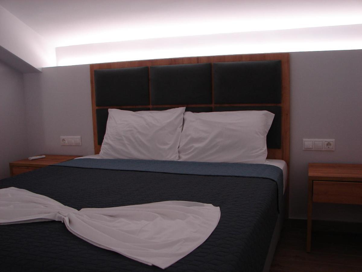 Four Reasons Apart otel Paralía Dış mekan fotoğraf