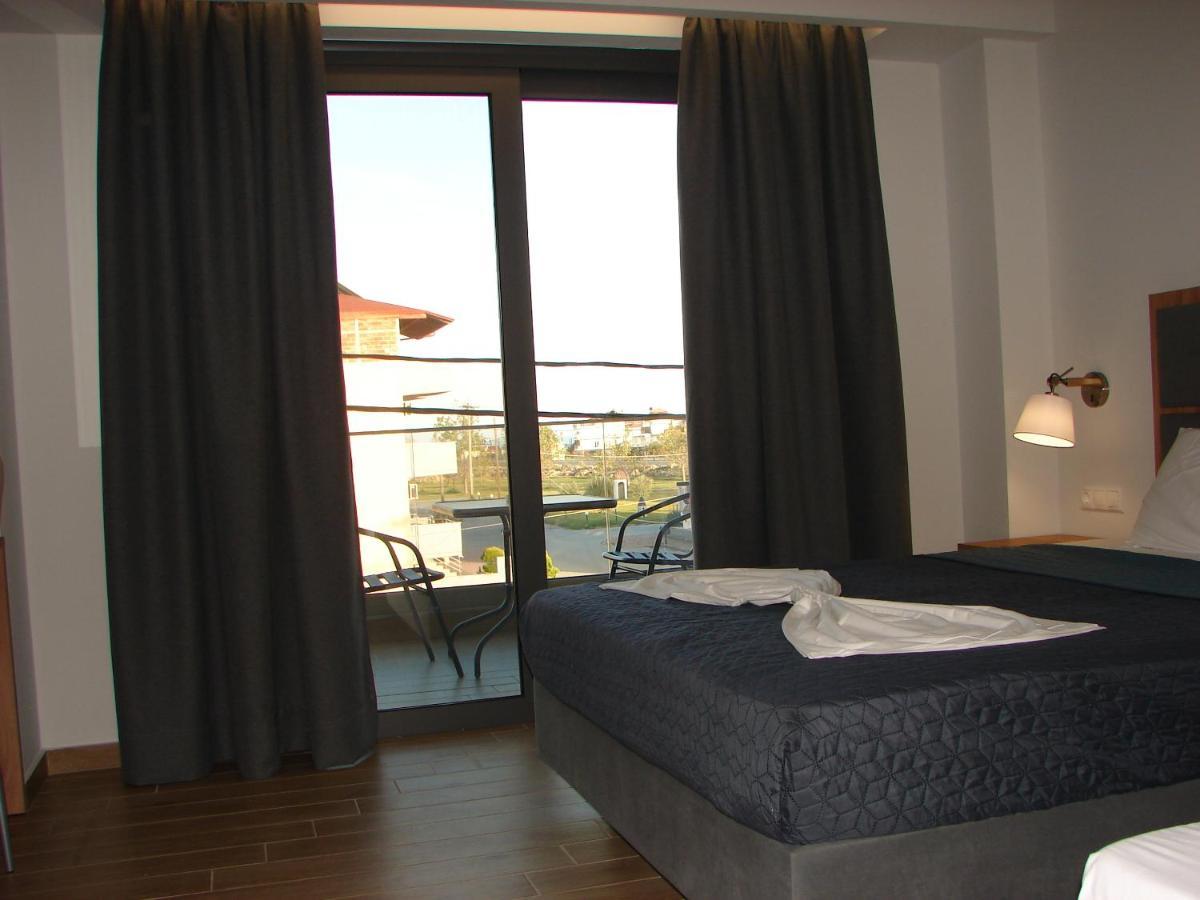Four Reasons Apart otel Paralía Dış mekan fotoğraf